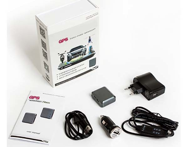 Комплектность GPS трекера F800
